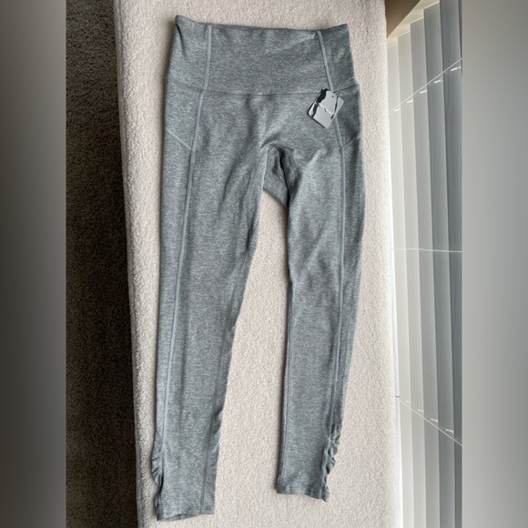 Free People Movement - Cropped Legging - Size XS - Picture 3 of 6
